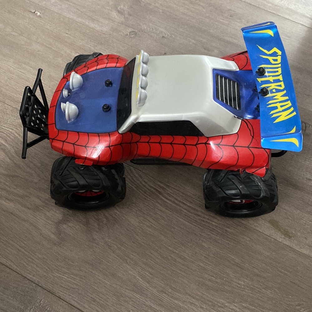 Spiderman Remote Control Car - Picture 2 of 6